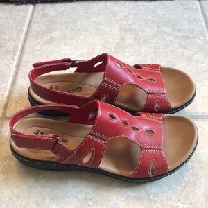 Clark’s Collections Soft Cushion Sandals Size 7.5M
